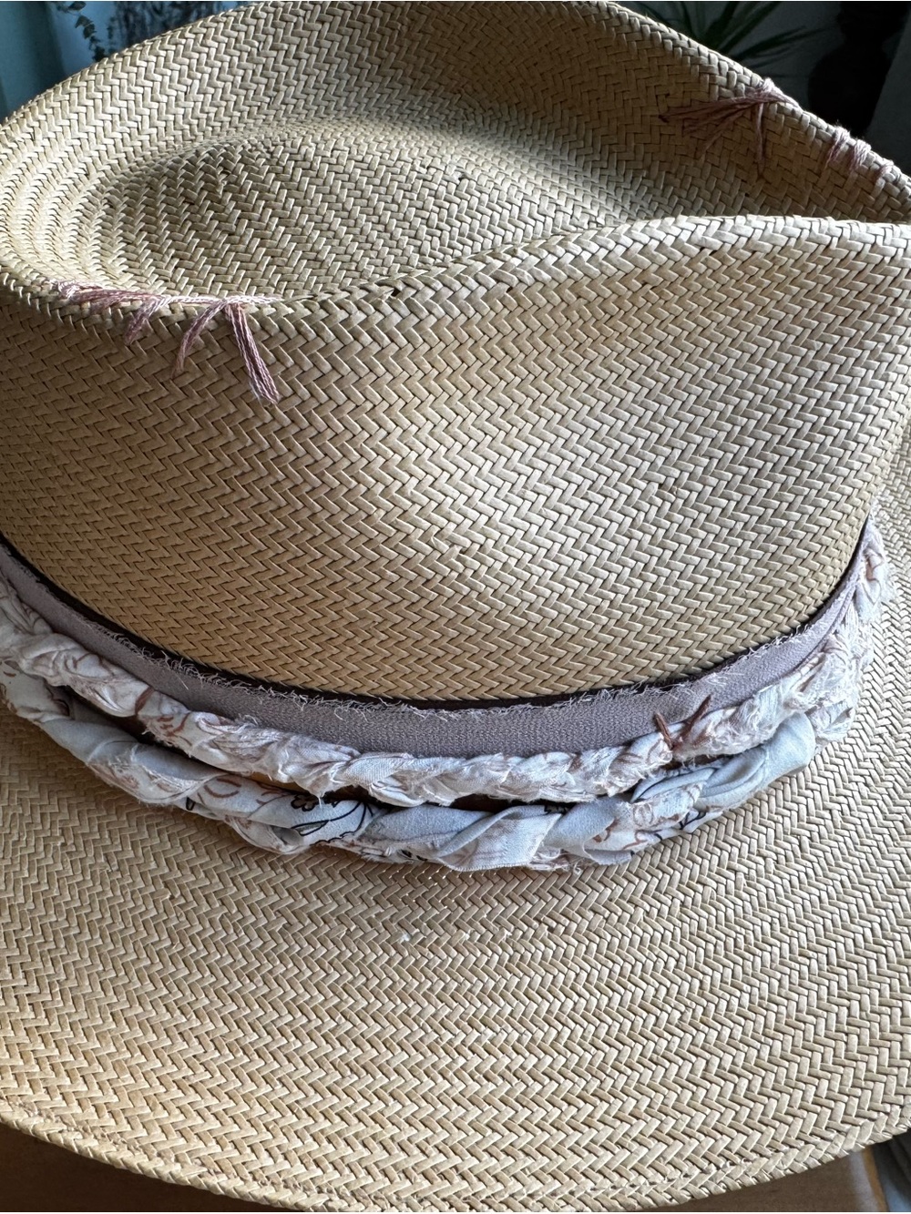 Vintage Straw Fedora Hat with Handmade Blush Band - Picture 7 of 16
